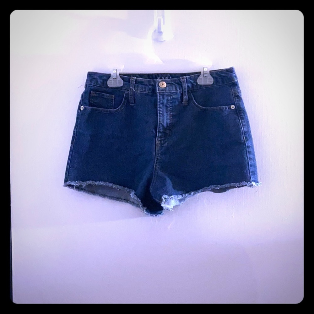 Wilde Fable high rise blue jean shorts